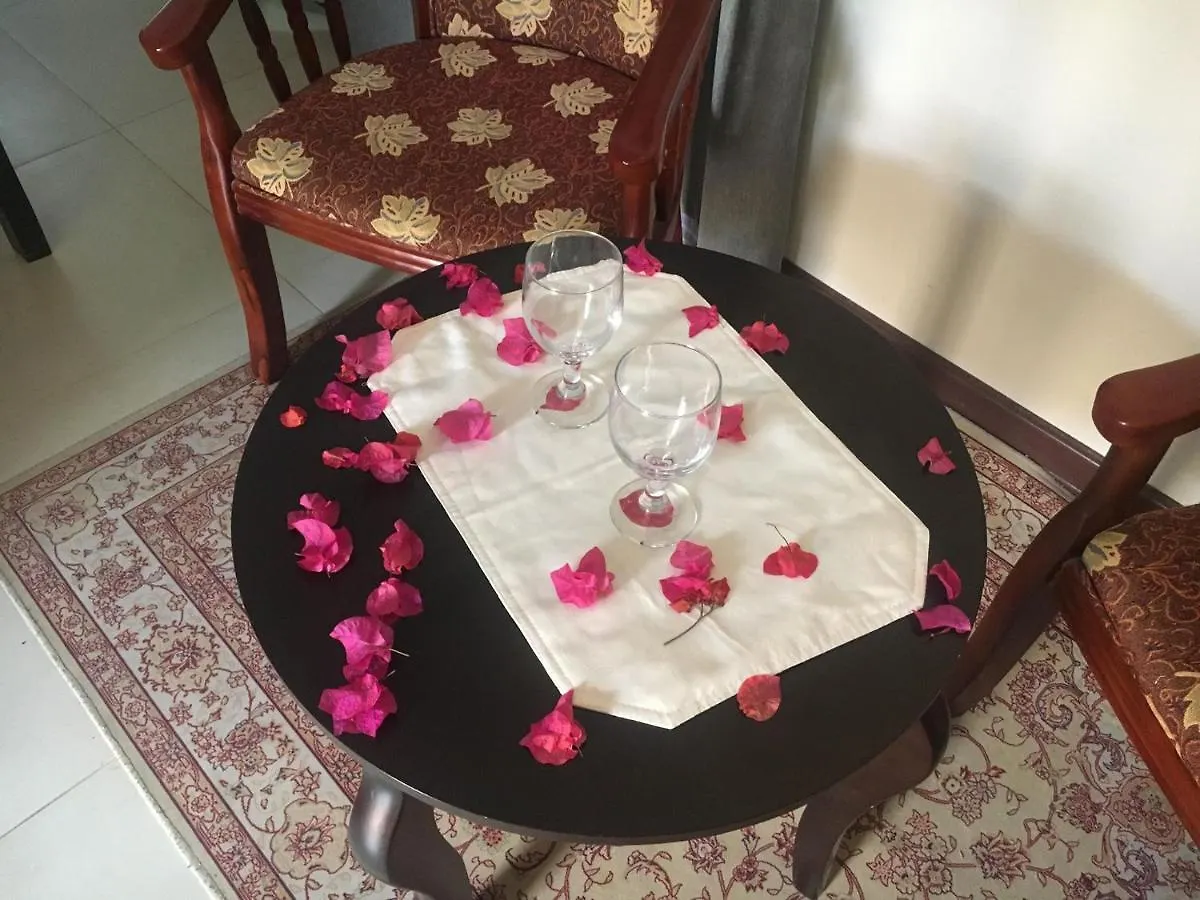 ***  Venezia Suites Resort פנגלאו הפיליפינים